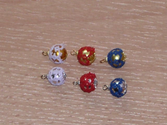 mini occhi weihnachtskugel 1